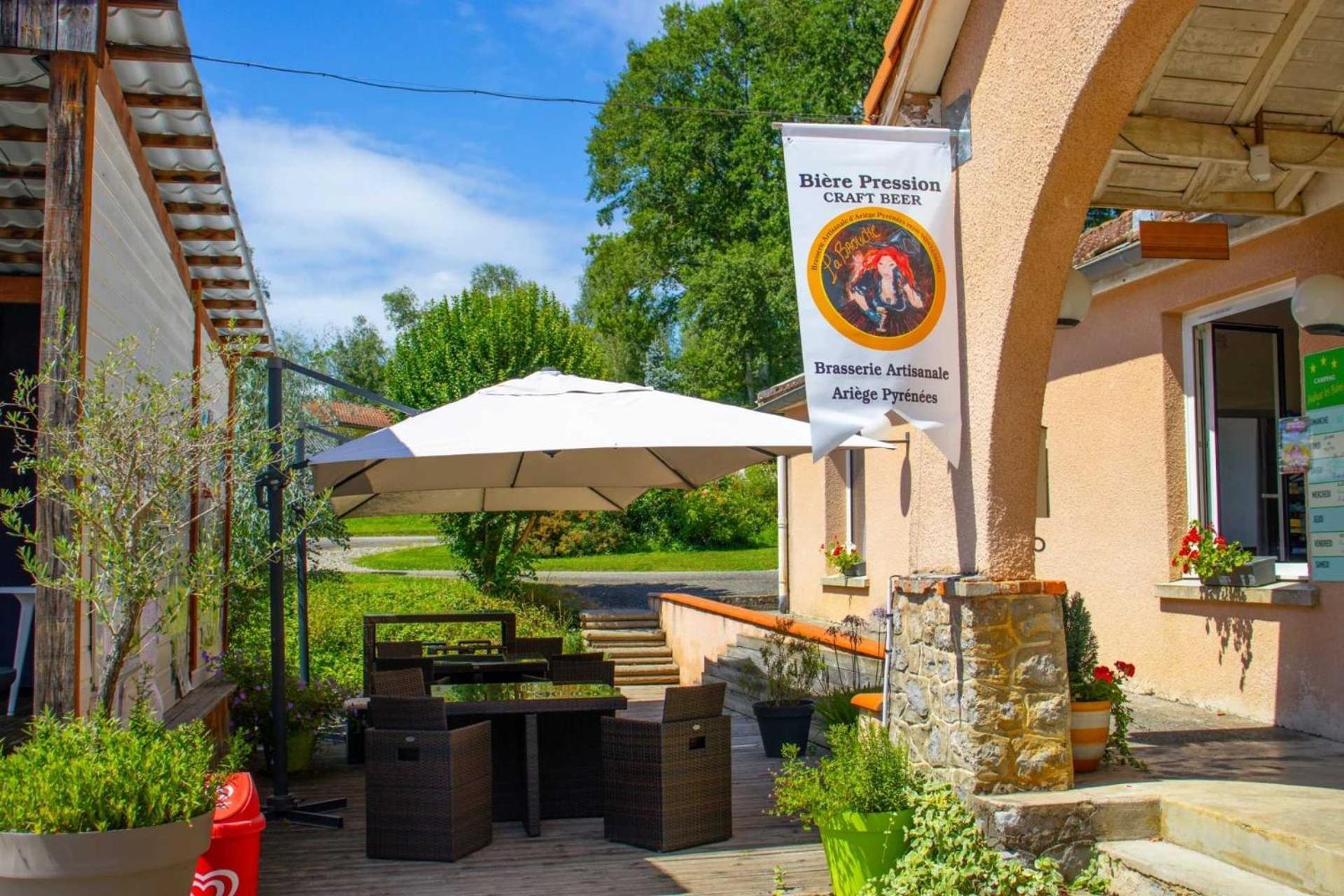 Camping - Piscine - Ccbaieb Montjoie-en-Couserans エクステリア 写真