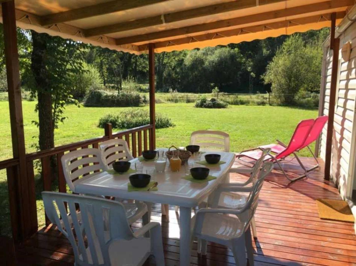 Camping - Piscine - Ccbaieb Montjoie-en-Couserans エクステリア 写真